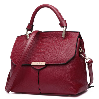 Kou a Cnoles handbags Europe and the United States fashion crocodile pattern layer of leather handbag shoulder bag elegant female Messenger bag B060 black
Kou a Cnoles handbags Europe and the United States fashion crocodile pattern layer of leather handbag shoulder bag elegant female Messenger bag B060 black