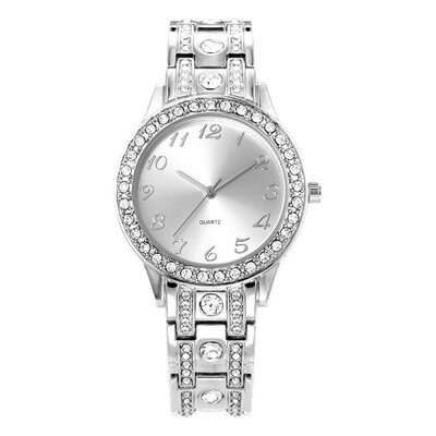2017 Fashion Women Watches Silver Diamond Band Analog Display Quartz Watch Waterproof Wristwatch Crystal
2017 Fashion Women Watches Silver Diamond Band Analog Display Quartz Watch Waterproof Wristwatch Crystal