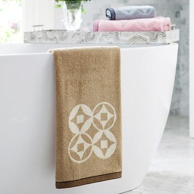 Grace towel home textile cotton water soft and thick plaid towel blue 500g / article 140 * 70cm
Grace towel home textile cotton water soft and thick plaid towel blue 500g / article 140 * 70cm