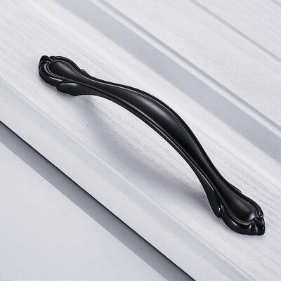 Cabe Cobbe European wardrobe door drawer cabinet door handle LS71 black 96-hole single
Cabe Cobbe European wardrobe door drawer cabinet door handle LS71 black 96-hole single