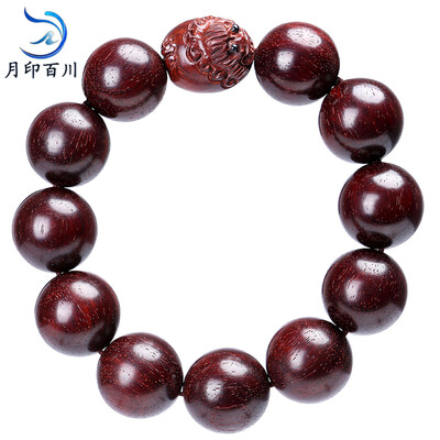 Moon India Sea high-density lobular red sandalwood brave bracelet male&female models wooden ornaments Buddha beads bracelet
Moon India Sea high-density lobular red sandalwood brave bracelet male&female models wooden ornaments Buddha beads bracelet