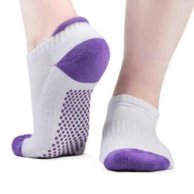 Cool dog Ku Gou professional anti-skid yoga socks sweat breathable sports socks purple
Cool dog Ku Gou professional anti-skid yoga socks sweat breathable sports socks purple