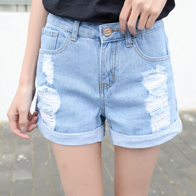VIVAHEART Korean casual non-stretch hole straight shorts female jeans VWKN174244 light blue 26
VIVAHEART Korean casual non-stretch hole straight shorts female jeans VWKN174244 light blue 26