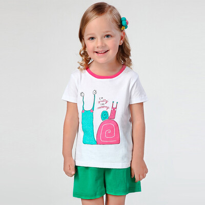 Xin Song children 's suits girls snail patch embroidered T - shirt shorts suit B145A white green 100
Xin Song children 's suits girls snail patch embroidered T - shirt shorts suit B145A white green 100