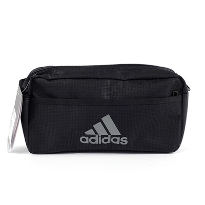 Adidas (adidas) 2017 summer new men and women sports leisure pockets travel bag shoulder bag black AK0014 fashion simple light atmosphere
Adidas (adidas) 2017 summer new men and women sports leisure pockets travel bag shoulder bag black AK0014 fashion simple light atmosphere