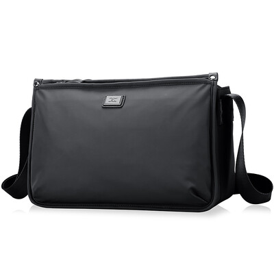 Seven wolves male bag shoulder bag men Messenger bag Oxford cloth backpack black B0600364-201
Seven wolves male bag shoulder bag men Messenger bag Oxford cloth backpack black B0600364-201