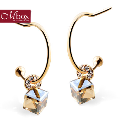 Mbox earrings female models using Swarovski elements crystal Korean version of the fragrance of the beautiful earrings gold phantom
Mbox earrings female models using Swarovski elements crystal Korean version of the fragrance of the beautiful earrings gold phantom