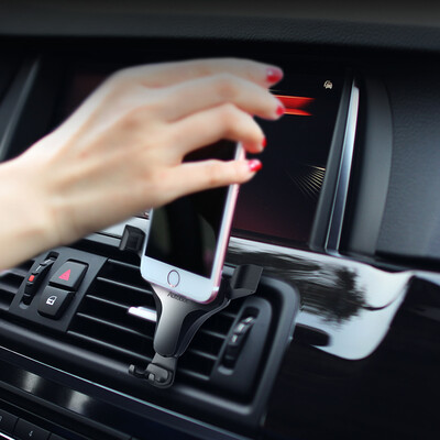 AutoBot car phone holder air outlet snap car mobile phone holder creative universal mobile phone support matte black
AutoBot car phone holder air outlet snap car mobile phone holder creative universal mobile phone support matte black