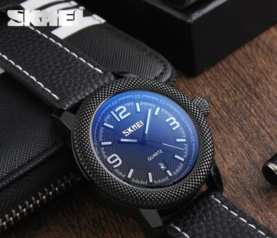 Men's waterproof large dial quartz watch trend pointer male watch personality avant-garde design watch give men to do gifts
Men's waterproof large dial quartz watch trend pointer male watch personality avant-garde design watch give men to do gifts