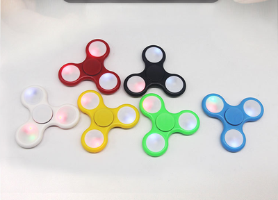 Светодиодный свет ерзать рука Spinner Torqbar латуни палец игрушка EDC фокус гироскопа подарок
Светодиодный свет ерзать рука Spinner Torqbar латуни палец игрушка EDC фокус гироскопа подарок