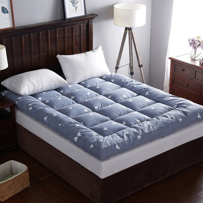 Jiuzhou deer mattress home textile tatami padded folding non-slip double bed mattress cushion is three-dimensional comfortable printing feather velvet mattress thoughts 150200cm
Jiuzhou deer mattress home textile tatami padded folding non-slip double bed mattress cushion is three-dimensional comfortable printing feather velvet mattress thoughts 150200cm