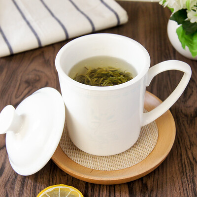 Ya Cheng Tak arst ceramic water cup bone porcelain elegant high relief with tea leakage office meeting mug gift box
Ya Cheng Tak arst ceramic water cup bone porcelain elegant high relief with tea leakage office meeting mug gift box