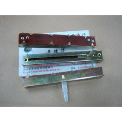 8.8 cm straight slide fader potentiometer W50K associated with a single tap with the midpoint of the shaft length 20MM
8.8 cm straight slide fader potentiometer W50K associated with a single tap with the midpoint of the shaft length 20MM