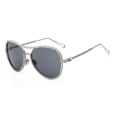 Ladies personality fashion sunglasses pearls rhinestones retro round sunglasses as gift for women
Ladies personality fashion sunglasses pearls rhinestones retro round sunglasses as gift for women