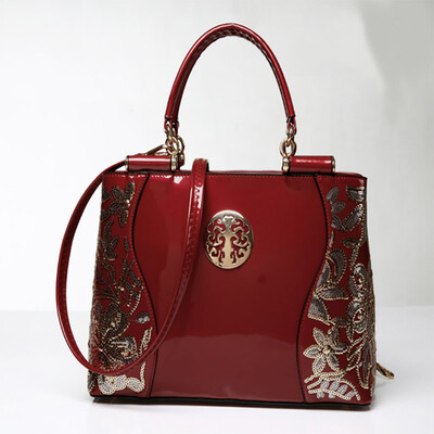 2017 new fashion ladies patent leather handbag trend printing large capacity portable ladies shoulder bag trend messenger bag
2017 new fashion ladies patent leather handbag trend printing large capacity portable ladies shoulder bag trend messenger bag