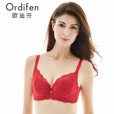 Ou Difen ladies bra gathered big breast bra sexy embroidery 34 cover thin section underwear XB6362 China Red 80C
Ou Difen ladies bra gathered big breast bra sexy embroidery 34 cover thin section underwear XB6362 China Red 80C