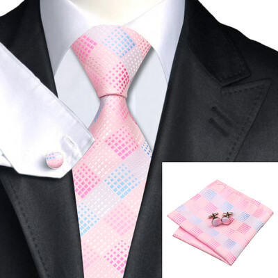 N-0350 Vogue Men Silk Tie Set Pink Plaid Necktie Handkerchief Cufflinks Set Ties For Men Formal Wedding Business wholesale
N-0350 Vogue Men Silk Tie Set Pink Plaid Necktie Handkerchief Cufflinks Set Ties For Men Formal Wedding Business wholesale