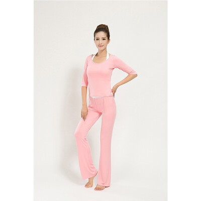 The new trend yoga suit for women in 2017 is a new spring/summer new spring and summer collection
The new trend yoga suit for women in 2017 is a new spring/summer new spring and summer collection