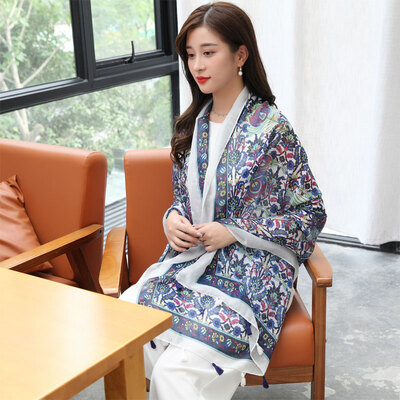Yimihuasha scarf women spring and summer sunscreen air conditioning shawl autumn and winter warm scarf scarf dual-use bird blue
Yimihuasha scarf women spring and summer sunscreen air conditioning shawl autumn and winter warm scarf scarf dual-use bird blue