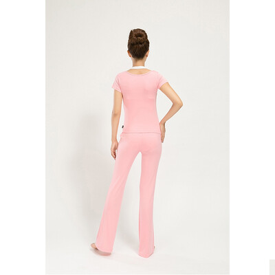 The new trend yoga suit for women in 2017 is a new spring/summer new spring and summer collection
The new trend yoga suit for women in 2017 is a new spring/summer new spring and summer collection