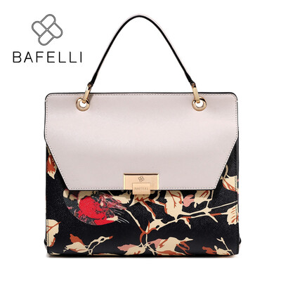 BAFELLI split leather large capacity shoulder bag chinese style luxury handbag hot sale Beige bolsa feminina women messenger bag
BAFELLI split leather large capacity shoulder bag chinese style luxury handbag hot sale Beige bolsa feminina women messenger bag