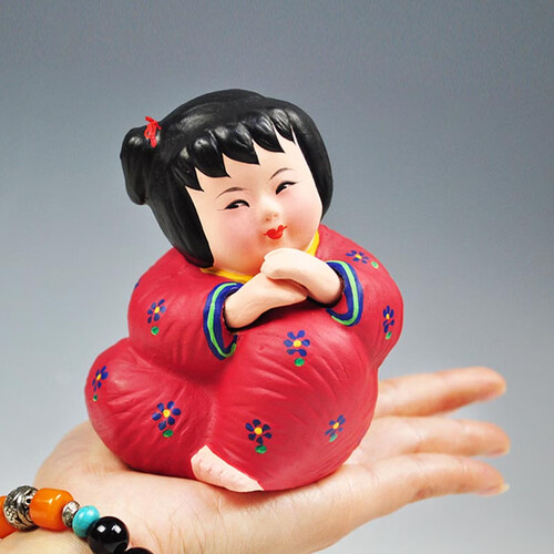 【红泥坊】天津泥人张彩塑 梦娃娃 可爱泥塑泥人娃娃摆件 开会会议礼物商务礼品家居装饰摆件 蹲着的梦娃娃