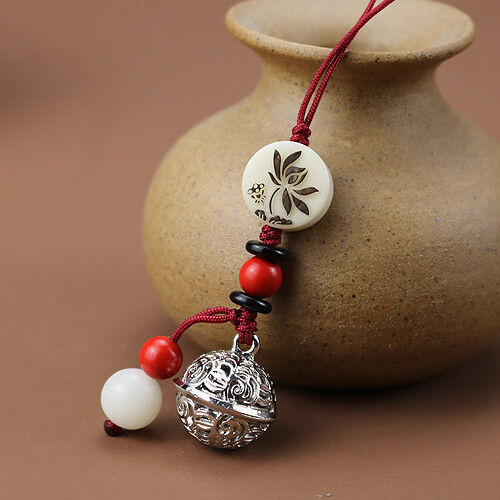 伊礼相待 手机挂件女铃铛可爱古风宫铃吊坠短款手机链挂绳车钥匙U盘挂坠防丢 红妆素裹-款3