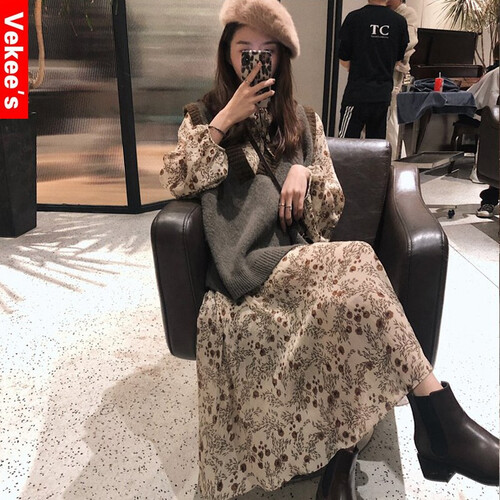 Vekee’s连衣裙2019秋冬女装中长款碎花裙气质两件套针织衫马甲背心小个子时尚套装女 马甲+连衣裙 S