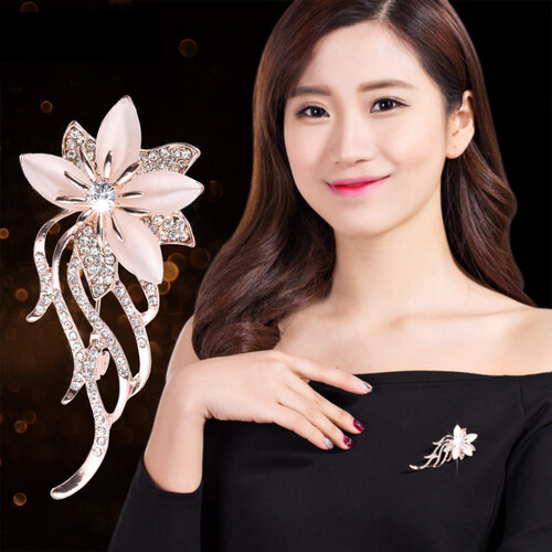 桑玛胸针女花朵胸花丝巾扣优雅西装别针配饰经典复古时尚饰品肩扣针送女友礼物 玫瑰金花朵胸针X1711