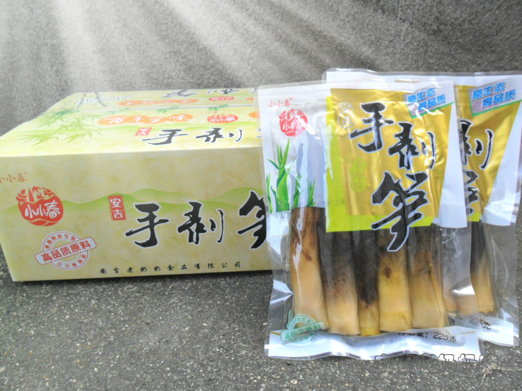 安吉老奶奶小小春手剥笋开袋即食泡椒竹笋手拨笋尖手撕笋网红零食鸿卓