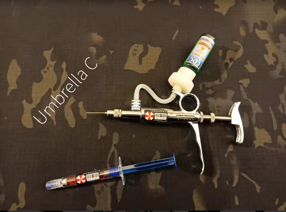 玩具>执爱>生化危机周边安布雷拉保护伞注射器道具模型金属注射器(含