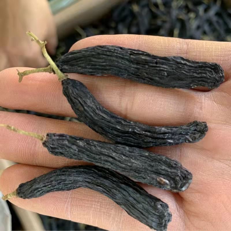 精品优选新疆特产新疆吐鲁番特大美人指蓝宝石葡萄干金手指葡萄干免洗