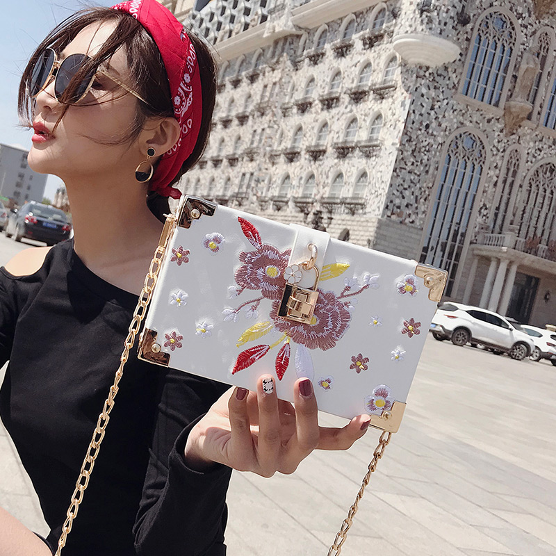 VTOUR 女包新品单肩包女韩版时尚斜挎包-时时淘