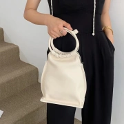 Tushky ब्रांड छोटा बैग महिलाओं के लिए 2022 नया हैंड बैग लेदर आला डिज़ाइन वन शोल्डर मैसेंजर बैग काउहाइड मोबाइल फोन बैग ब्रेसलेट बैग बेज