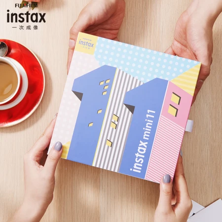 Fuji instax stand immediately imaging camera mini11 exquisite gift box clear sky blue with 10 sheets of photo paper Fuji instax stand immediately imaging camera mini11 exquisite gift box clear sky blue with 10 sheets of photo paper