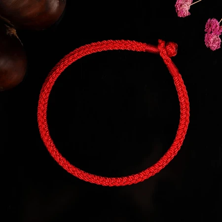 Xiaorui rope decorated with hand-made natal year red rope female hand-woven rope ancient style bracelet couple simple fine section small fresh hand rope girlfriends student anklet natal year birthday gift for friends rope buckle red Xiaorui rope decorated with hand-made natal year red rope female hand-woven rope ancient style bracelet couple simple fine section small fresh hand rope girlfriends student anklet natal year birthday gift for friends rope buckle red