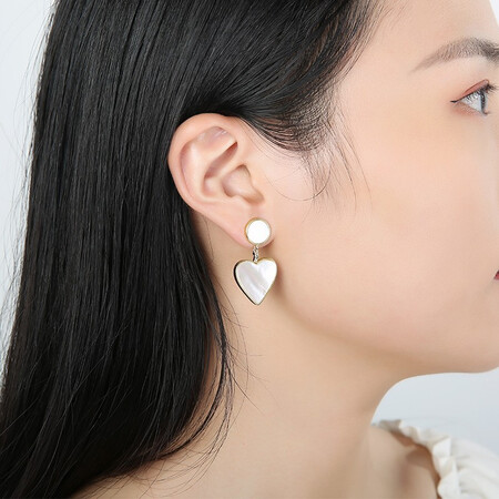 Jingrun Pearl Earrings Sweetheart Alloy Shell Earrings Fashion and Simple For Girlfriend White Inlaid Heart Shaped With Certificate Jingrun Pearl Earrings Sweetheart Alloy Shell Earrings Fashion and Simple For Girlfriend White Inlaid Heart Shaped With Certificate