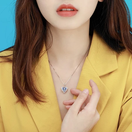 Huaying HUAYINGS925 Silver Necklace Ladies Ocean Heart Clavicle Chain Student Pendant Confession Valentine's Day Birthday Gift for Girlfriend Angel Heart + Bowknot Gift Box Huaying HUAYINGS925 Silver Necklace Ladies Ocean Heart Clavicle Chain Student Pendant Confession Valentine's Day Birthday Gift for Girlfriend Angel Heart + Bowknot Gift Box