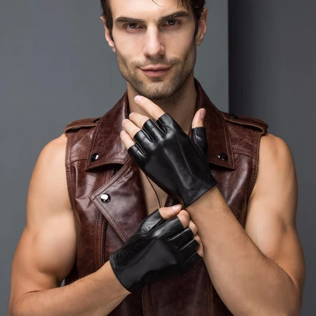 Manchaster Fingerless Fighting Gloves Fashion Leather Half Finger Gloves Men's Thin Motorcycle Driving Half Sheepskin Gloves Black M Manchaster Fingerless Fighting Gloves Fashion Leather Half Finger Gloves Men's Thin Motorcycle Driving Half Sheepskin Gloves Black M