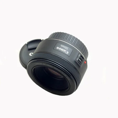 Canon CanonEF 50mm F1.8 STM SLR camera lens small spittoon third generation standard fixed focus portrait lens autofocus SLR camera lens Canon CanonEF 50mm F1.8 STM SLR camera lens small spittoon third generation standard fixed focus portrait lens autofocus SLR camera lens