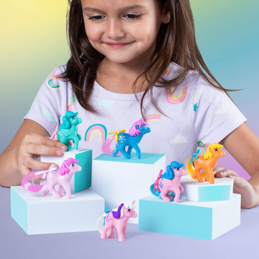 Basic Fun My Little Pony 40th Anniversary 2 pouces Doll Basic Fun My Little Pony 40th Anniversary 2 pouces Doll