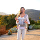 Correa de bebé Ergobaby Ergou, gris perla de cuatro estilo de cuatro estilo delantero y trasero 0-48 meses de edad Correa de bebé Ergobaby Ergou, gris perla de cuatro estilo de cuatro estilo delantero y trasero 0-48 meses de edad
