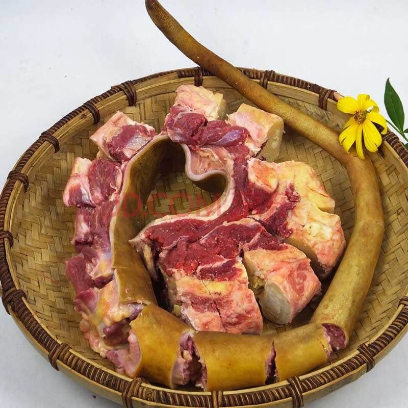 棠鲜生 新鲜带皮牛尾巴3/5斤现杀急冻切段生牛尾骨肉餐饮商用生鲜食品