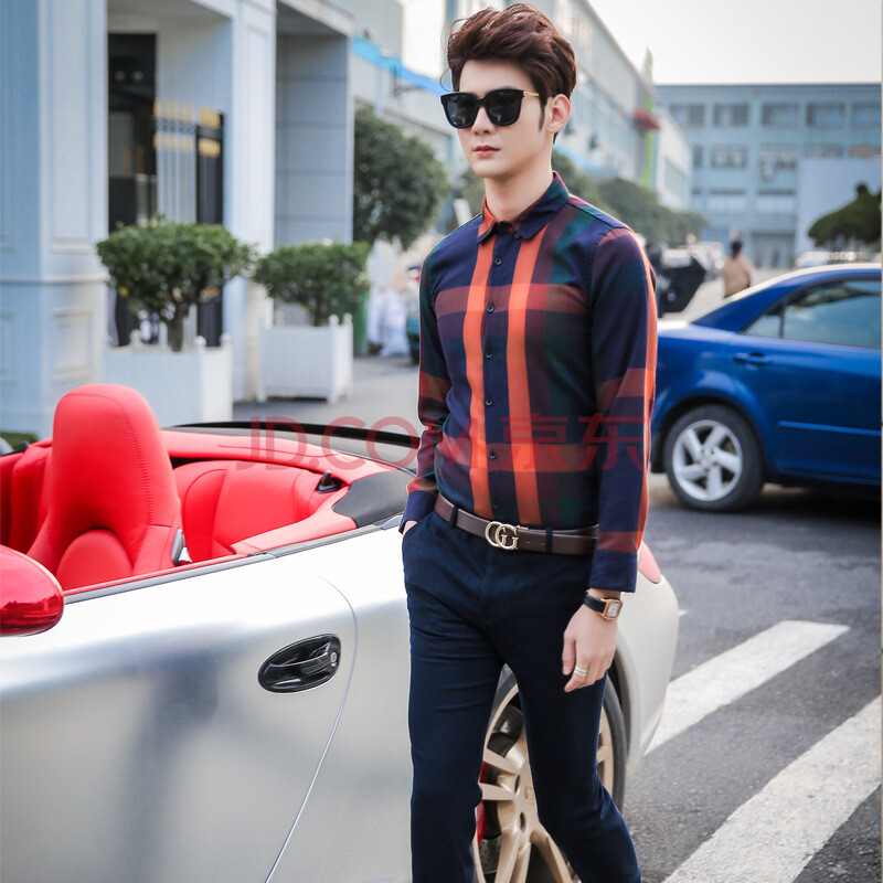 欧美范纹身男颈部内容图片分享