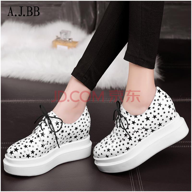 女士休闲皮鞋品牌-女士休闲皮鞋品牌相伴\/女士