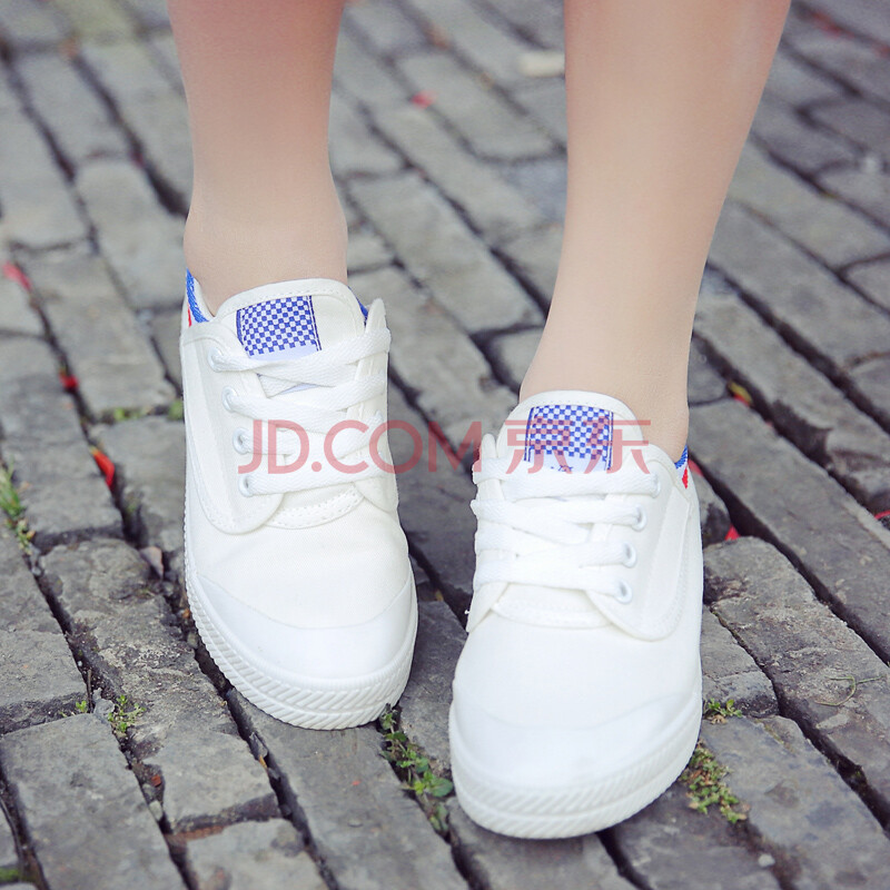 女中学生穿什么鞋|女中学生运动鞋|女中学生鞋