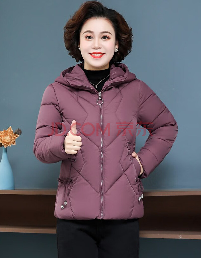 波司登旗下雪中飞羽绒服女中年衣女短款秋冬季外套妈妈冬装小袄中老年