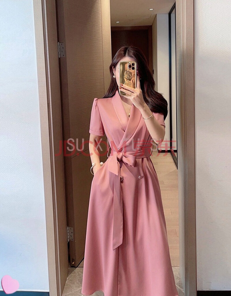 抖音同款董小姐晓董服饰女装的橱窗夏季新款烟粉色双排扣连衣裙气质款