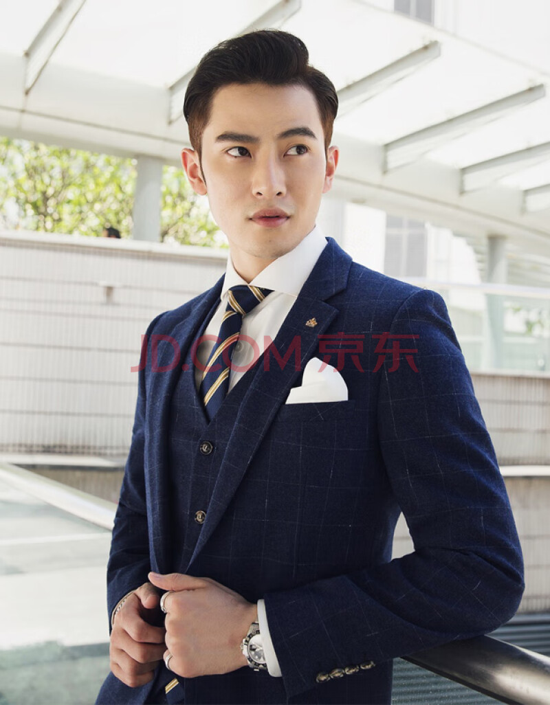 新郎西服2019夏季定制西装男套装修身休闲男职业西服套装新郎结婚伴郎