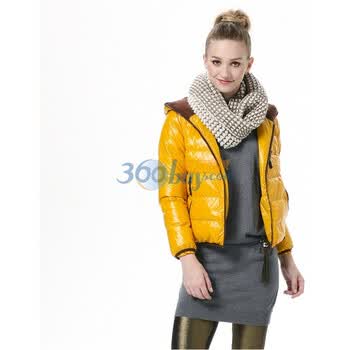 波司登 2011新款 羽绒服 女连帽拉链短面包 BR2210 黄色 185/104A(XXXL)